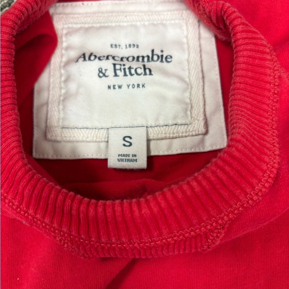 Abercrombie & Fitch Vibrant Red Long Sleeve Tee - Picture 2 of 2